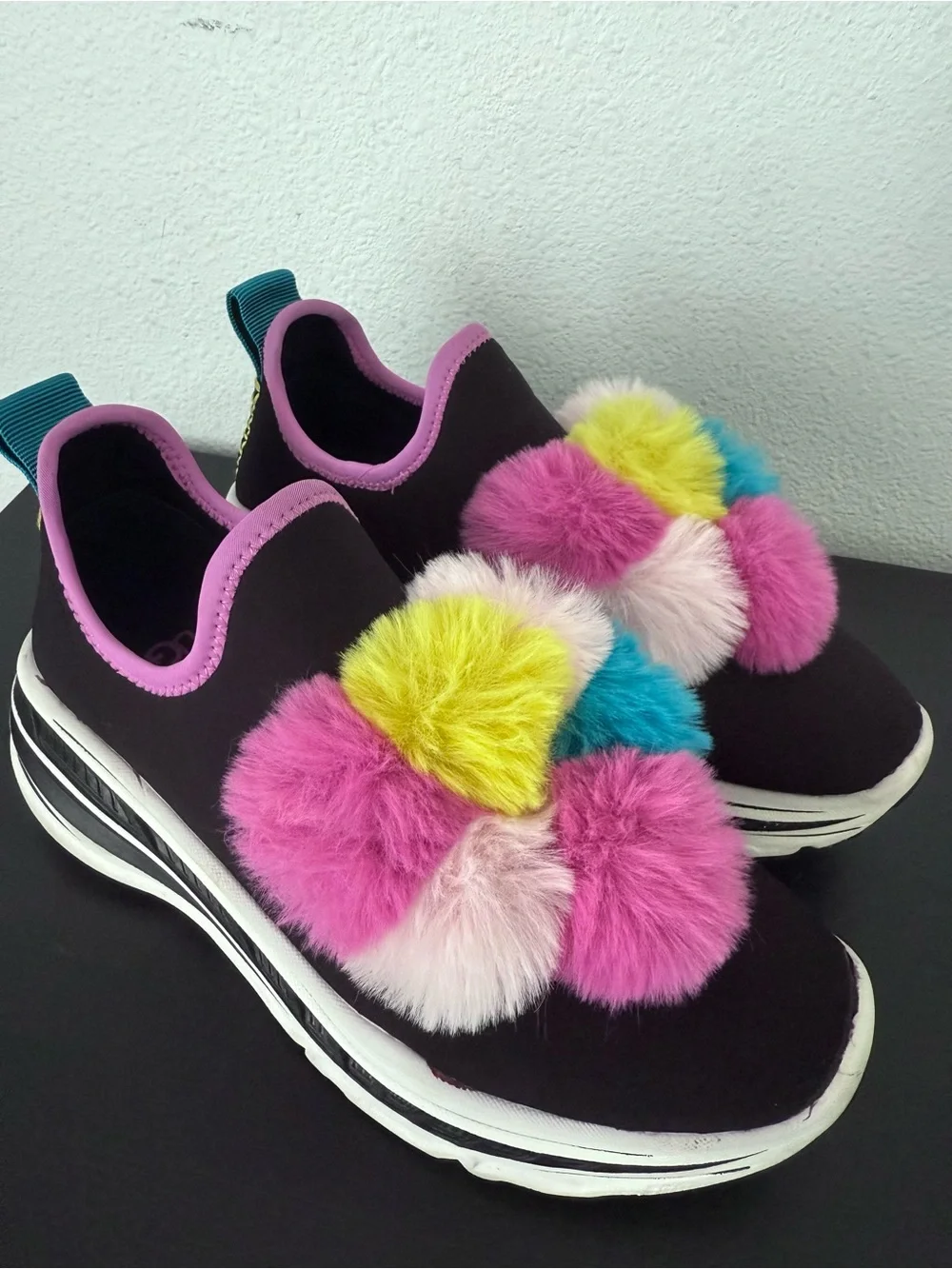 UGG Dots Colorful Pom-Pom Runner Trainers Sneakers - Picture 3 of 12